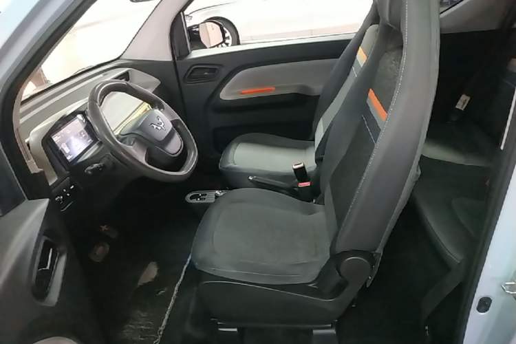 Used Wuling Hongguang MINIEV 2020 Freedom Version Lithium Iron Phosphate Left Front Seat