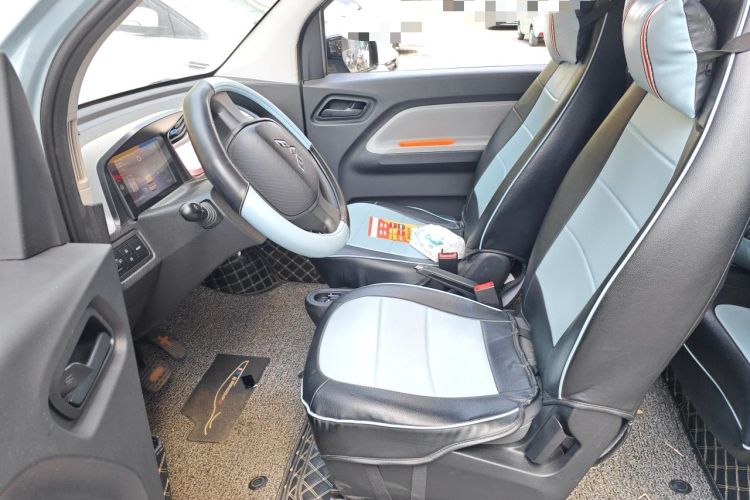 Used Wuling Hongguang MINIEV 2020 Freedom Version Lithium Iron Phosphate Left Front Seat