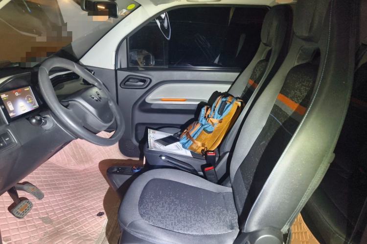 Used Wuling Hongguang MINIEV 2020 Freedom Version Lithium Iron Phosphate Left Front Seat