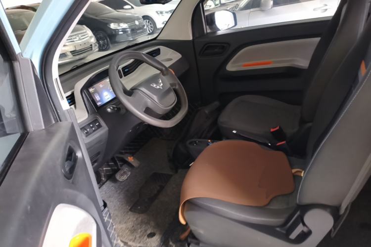 Used Wuling Hongguang MINIEV 2020 Enjoyment Model Lithium Iron Phosphate Left Front Seat