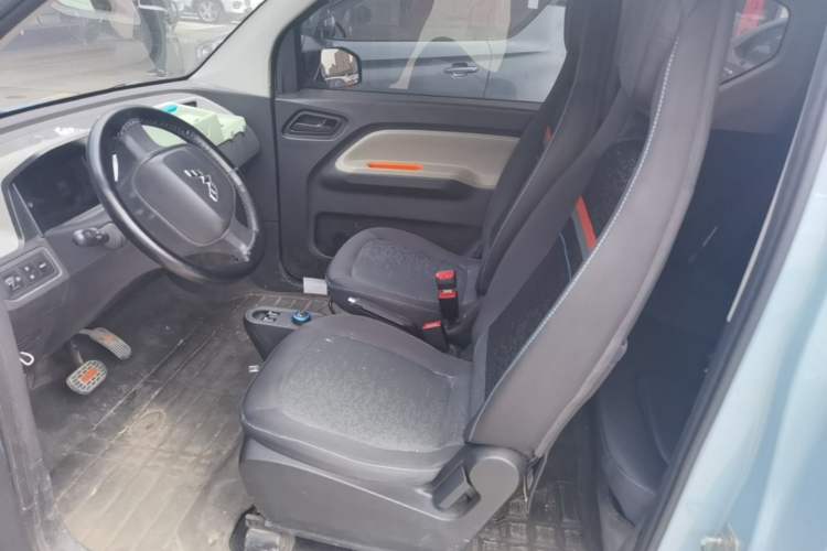 Used Wuling Hongguang MINIEV 2020 Freedom Version Lithium Iron Phosphate Left Front Seat