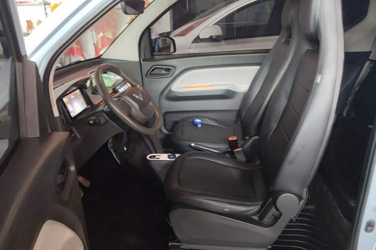 Used Wuling Hongguang MINIEV 2020 Freedom Version Lithium Iron Phosphate Left Front Seat