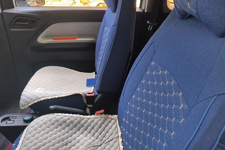 Used Wuling Hongguang MINIEV 2020 Freedom Version Lithium Iron Phosphate Left Front Seat
