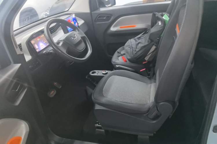 Used Wuling Hongguang MINIEV 2020 Enjoyment Model Lithium Iron Phosphate Left Front Seat