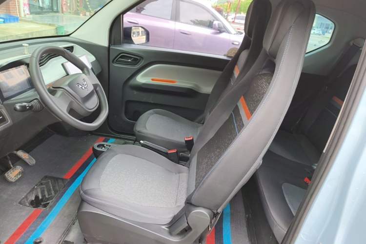 Used Wuling Hongguang MINIEV 2020 Freedom Version Lithium Iron Phosphate Left Front Seat