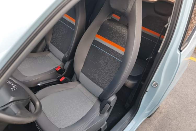 Used Wuling Hongguang MINIEV 2020 Freedom Version Lithium Iron Phosphate Left Front Seat
