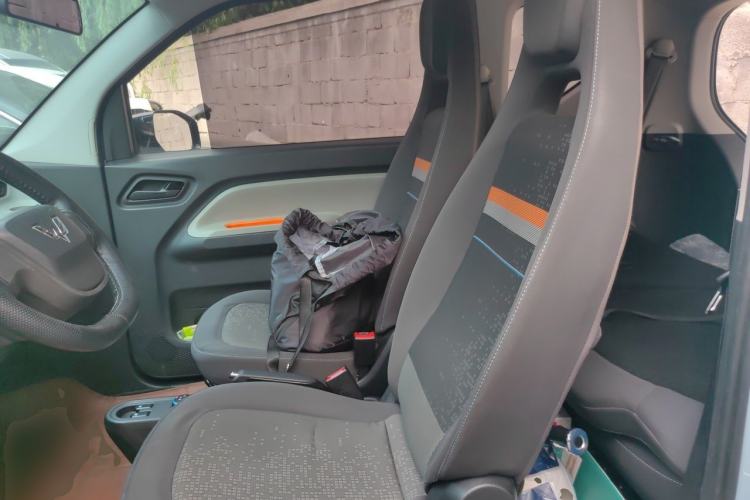 Used Wuling Hongguang MINIEV 2020 Freedom Version Lithium Iron Phosphate Left Front Seat