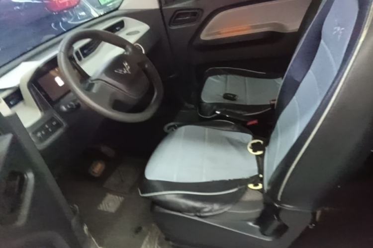 Used Wuling Hongguang MINIEV 2020 Enjoyment Model Lithium Iron Phosphate Left Front Seat