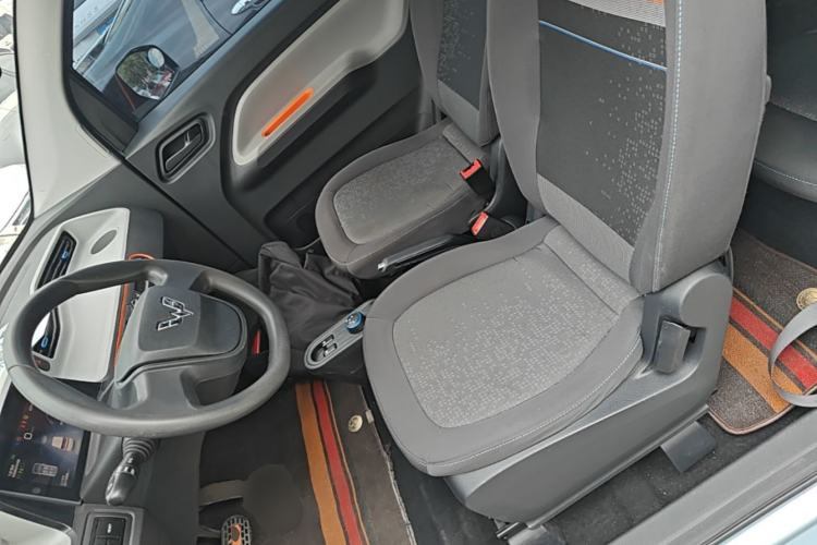 Used Wuling Hongguang MINIEV 2020 Freedom Version Lithium Iron Phosphate Left Front Seat