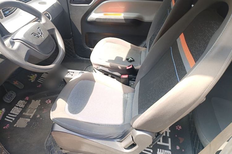 Used Wuling Hongguang MINIEV 2020 Zizai Version Lithium-NMC Left Front Seat