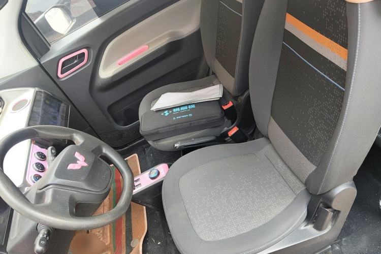 Used Wuling Hongguang MINIEV 2020 Enjoyment Model Lithium Iron Phosphate Left Front Seat