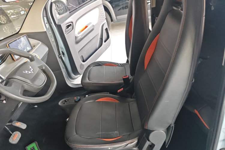 Used Wuling Hongguang MINIEV 2020 Lite Version Lithium Iron Phosphate Left Front Seat