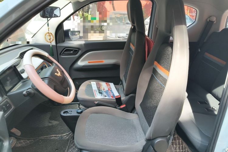 Used Wuling Hongguang MINIEV 2020 Freedom Version Lithium Iron Phosphate Left Front Seat