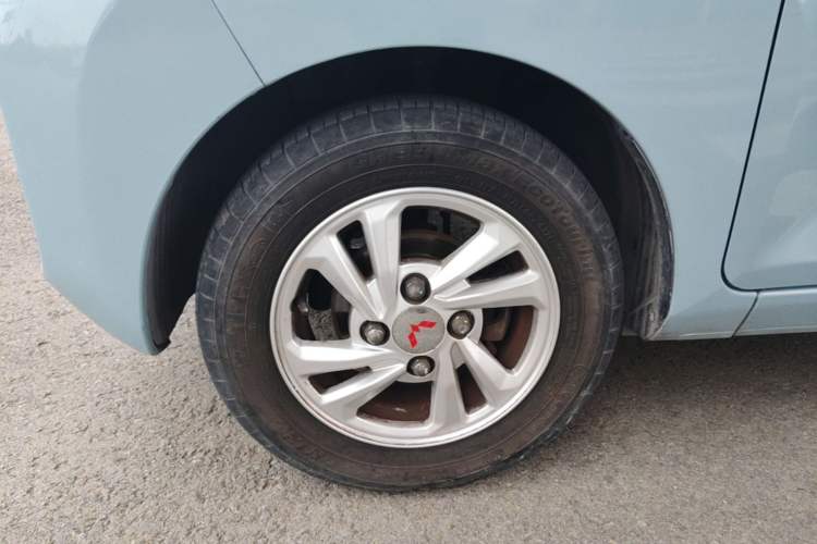 Used Wuling Hongguang MINIEV 2020 Enjoyment Model Lithium Iron Phosphate Left Front Wheel Hub