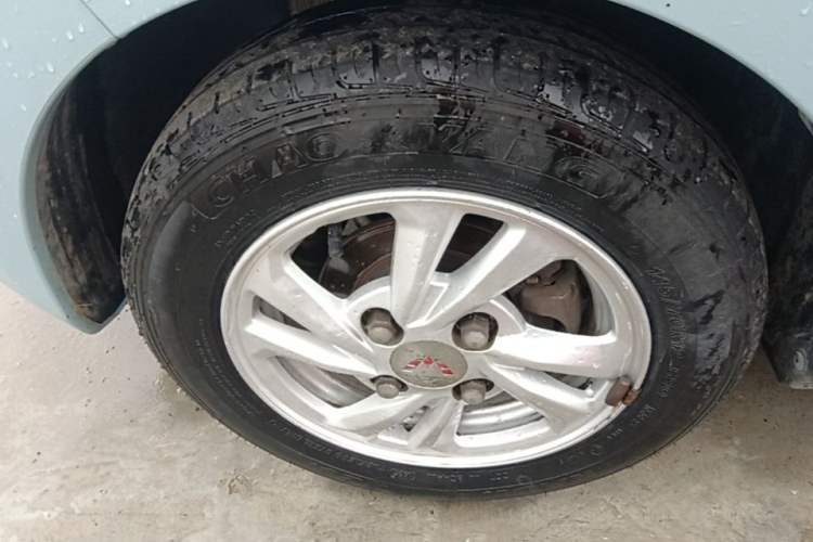 Used Wuling Hongguang MINIEV 2020 Enjoyment Model Lithium Iron Phosphate Left Front Wheel Hub