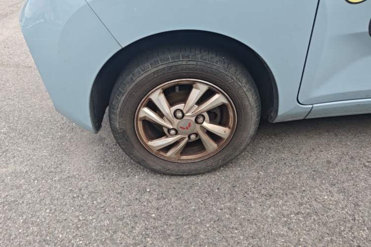 Used Wuling Hongguang MINIEV 2020 Enjoyment Model Lithium Iron Phosphate Left Front Wheel Hub