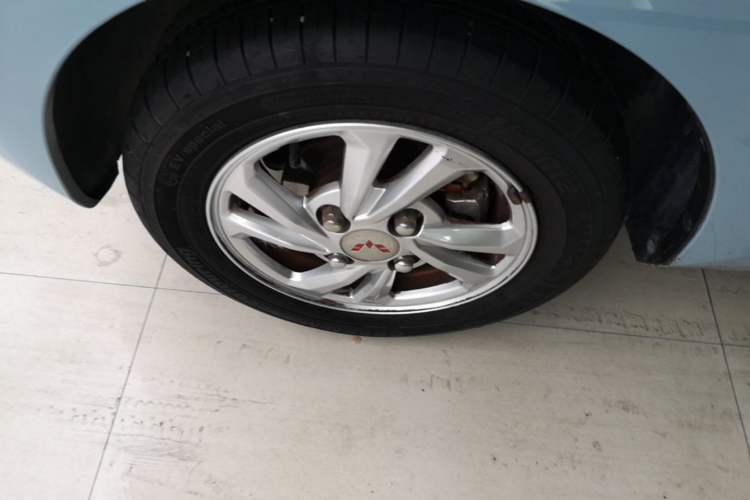 Used Wuling Hongguang MINIEV 2020 Enjoyment Model Lithium Iron Phosphate Left Front Wheel Hub
