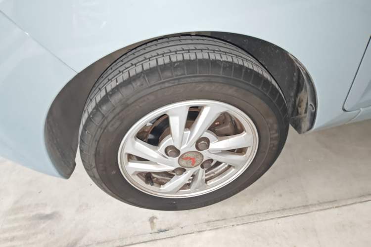 Used Wuling Hongguang MINIEV 2020 Enjoyment Model Lithium Iron Phosphate Left Front Wheel Hub