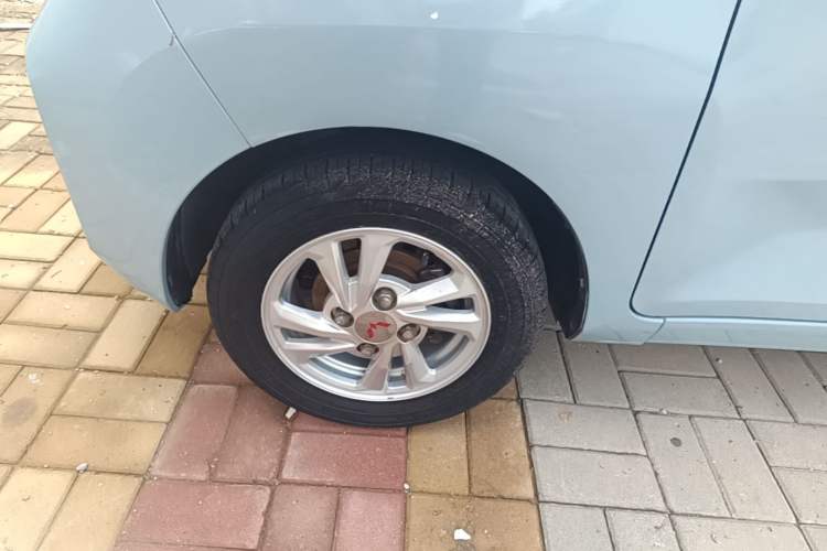 Used Wuling Hongguang MINIEV 2020 Enjoyment Model Lithium Iron Phosphate Left Front Wheel Hub