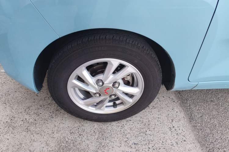Used Wuling Hongguang MINIEV 2020 Enjoyment Model Lithium Iron Phosphate Left Front Wheel Hub