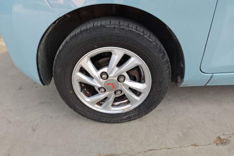Used Wuling Hongguang MINIEV 2020 Enjoyment Model Lithium Iron Phosphate Left Front Wheel Hub