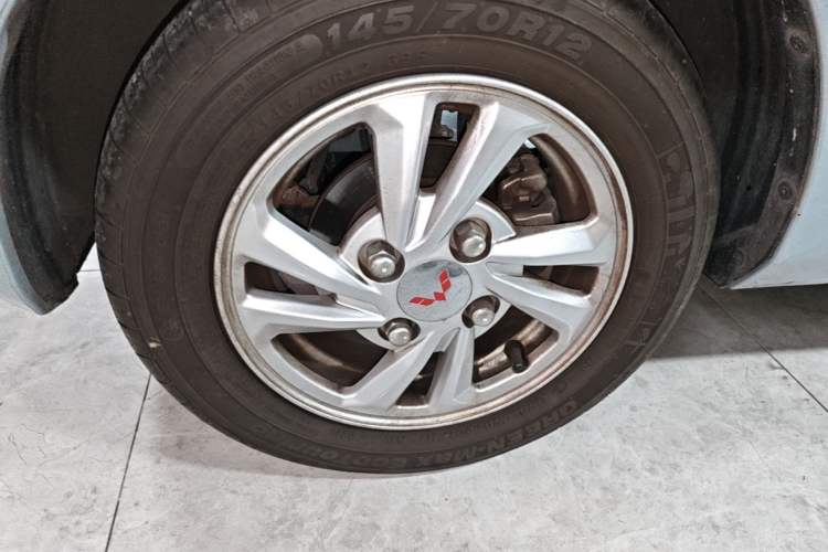 Used Wuling Hongguang MINIEV 2020 Enjoyment Model Lithium Iron Phosphate Left Front Wheel Hub