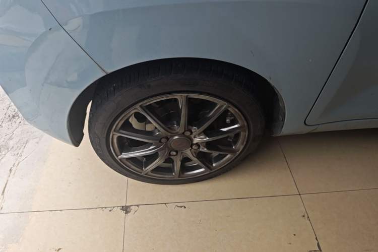 Used Wuling Hongguang MINIEV 2020 Enjoyment Model Lithium Iron Phosphate Left Front Wheel Hub