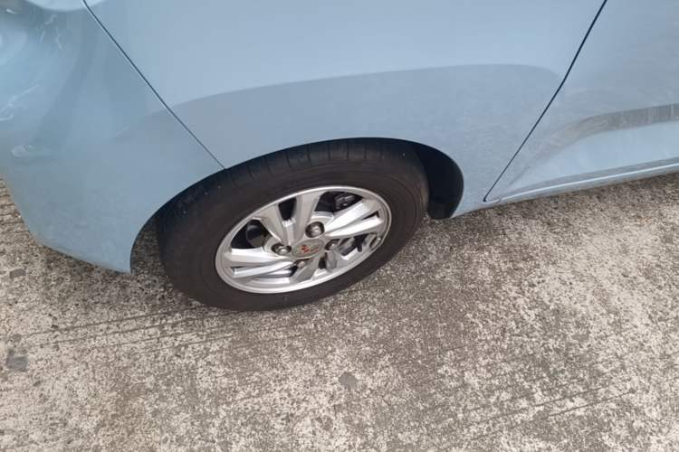 Used Wuling Hongguang MINIEV 2020 Enjoyment Model Lithium Iron Phosphate Left Front Wheel Hub