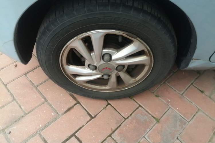 Used Wuling Hongguang MINIEV 2020 Enjoy Edition Lithium-Ion Battery Left Front Wheel Hub