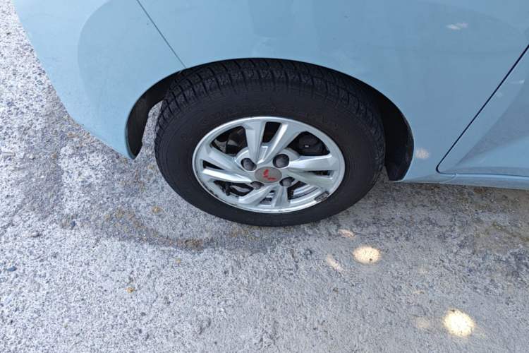 Used Wuling Hongguang MINIEV 2020 Enjoyment Model Lithium Iron Phosphate Left Front Wheel Hub