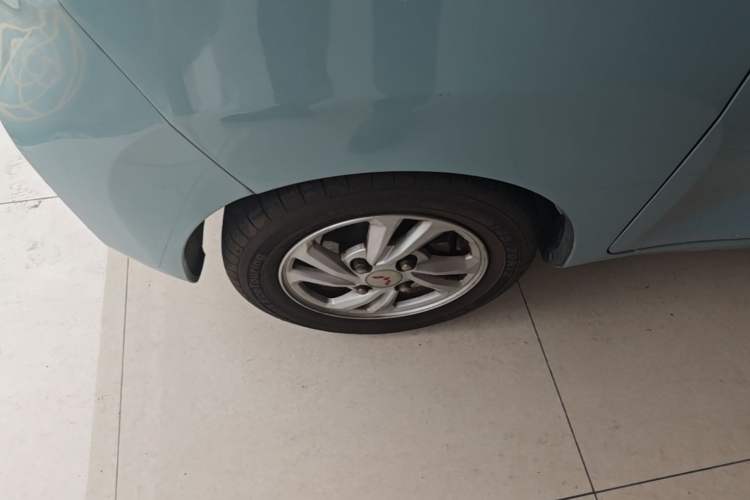 Used Wuling Hongguang MINIEV 2020 Enjoyment Model Lithium Iron Phosphate Left Front Wheel Hub