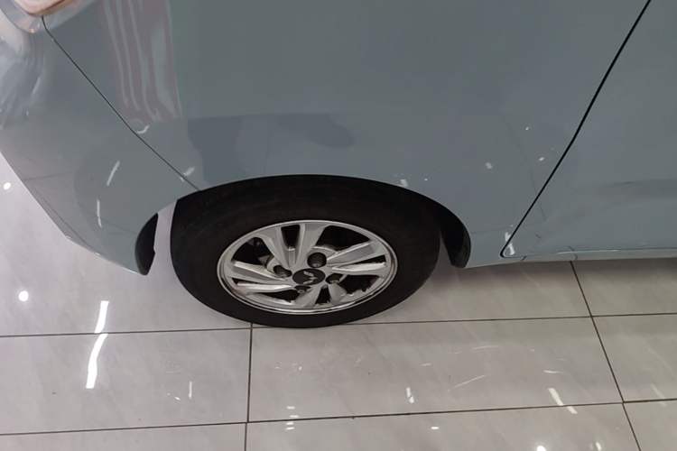 Used Wuling Hongguang MINIEV 2020 Enjoy Edition Lithium-Ion Battery Left Front Wheel Hub