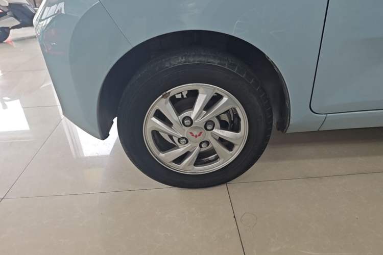 Used Wuling Hongguang MINIEV 2020 Enjoyment Model Lithium Iron Phosphate Left Front Wheel Hub
