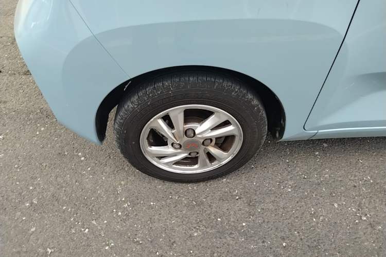 Used Wuling Hongguang MINIEV 2020 Enjoyment Model Lithium Iron Phosphate Left Front Wheel Hub