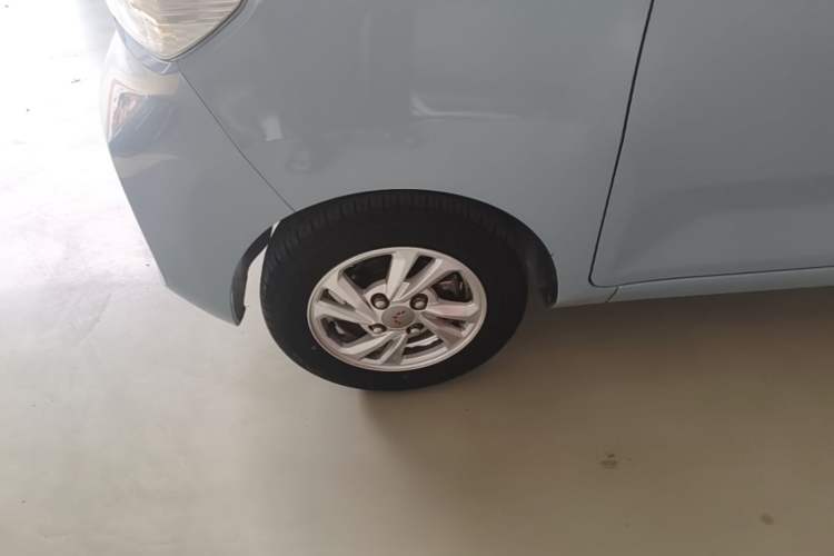 Used Wuling Hongguang MINIEV 2020 Enjoyment Model Lithium Iron Phosphate Left Front Wheel Hub