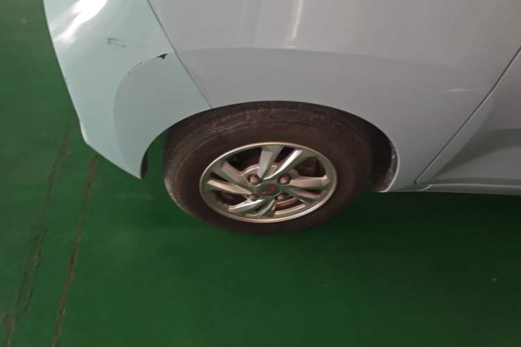 Used Wuling Hongguang MINIEV 2020 Zizai Version Lithium-NMC Left Front Wheel Hub