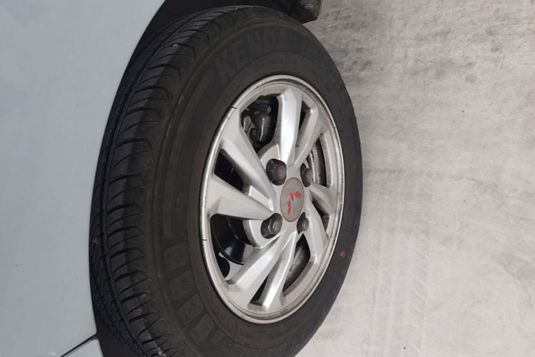 Used Wuling Hongguang MINIEV 2020 Enjoyment Model Lithium Iron Phosphate Left Front Wheel Hub