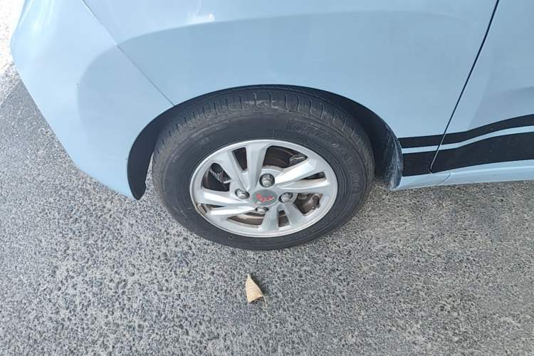 Used Wuling Hongguang MINIEV 2020 Enjoyment Model Lithium Iron Phosphate Left Front Wheel Hub