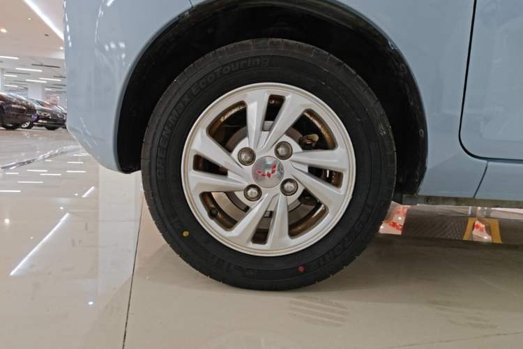 Used Wuling Hongguang MINIEV 2020 Enjoyment Model Lithium Iron Phosphate Left Front Wheel Hub