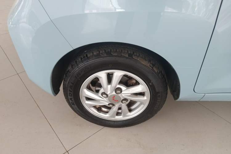 Used Wuling Hongguang MINIEV 2020 Freedom Version Lithium Iron Phosphate Left Front Wheel Hub