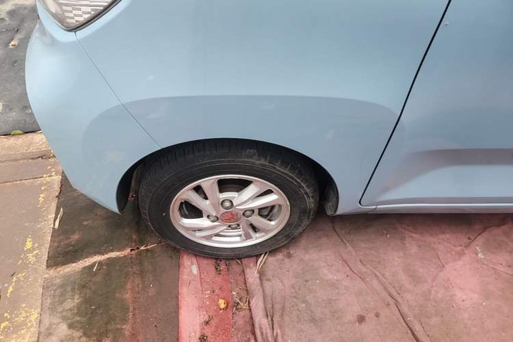 Used Wuling Hongguang MINIEV 2020 Enjoy Edition Lithium-Ion Battery Left Front Wheel Hub