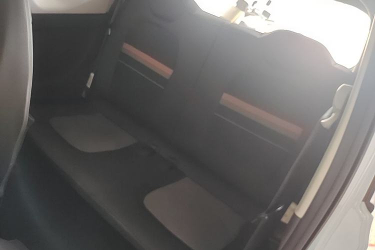 Used Wuling Hongguang MINIEV 2020 Freedom Version Lithium Iron Phosphate Left Rear Seat