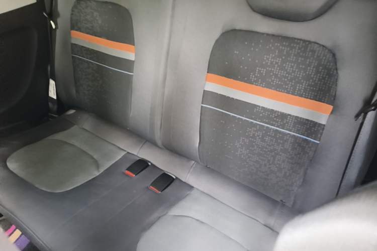 Used Wuling Hongguang MINIEV 2020 Enjoyment Model Lithium Iron Phosphate Left Rear Seat
