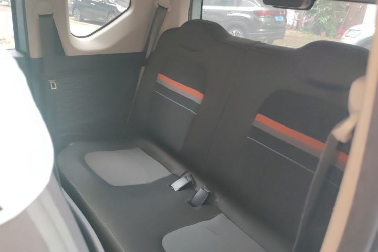 Used Wuling Hongguang MINIEV 2020 Enjoyment Model Lithium Iron Phosphate Left Rear Seat