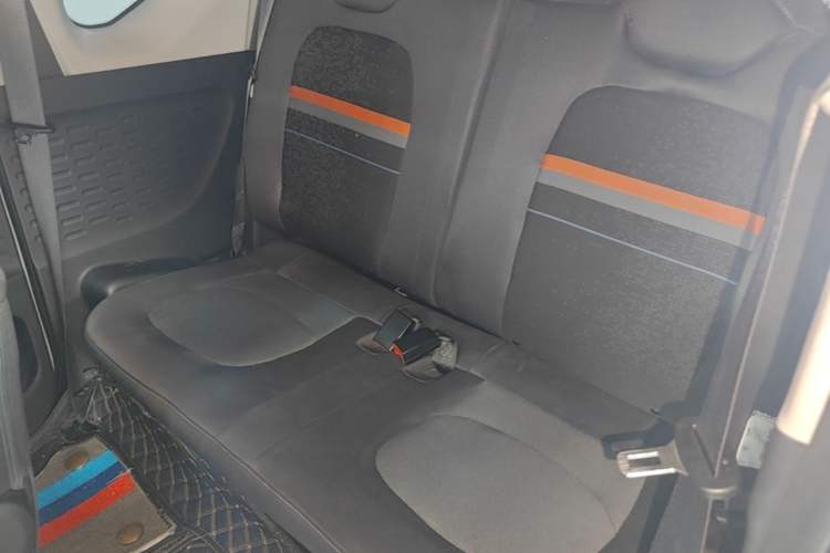 Used Wuling Hongguang MINIEV 2020 Freedom Version Lithium Iron Phosphate Left Rear Seat