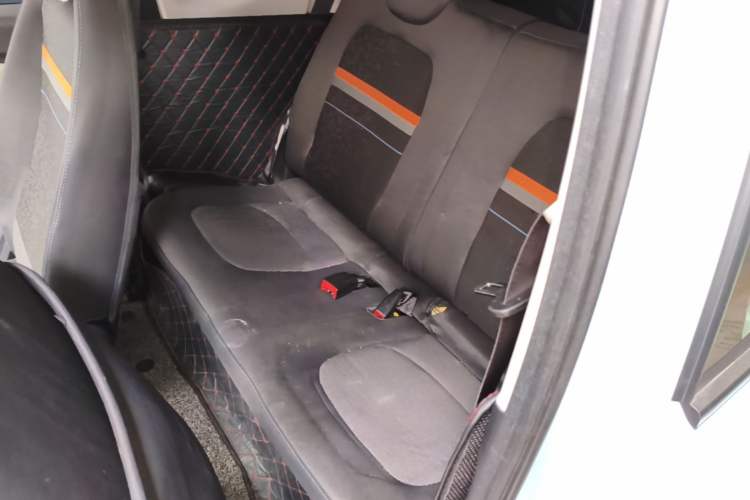 Used Wuling Hongguang MINIEV 2020 Freedom Version Lithium Iron Phosphate Left Rear Seat