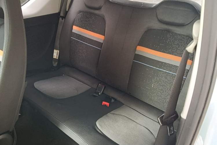 Used Wuling Hongguang MINIEV 2020 Zizai Version Lithium-NMC Left Rear Seat