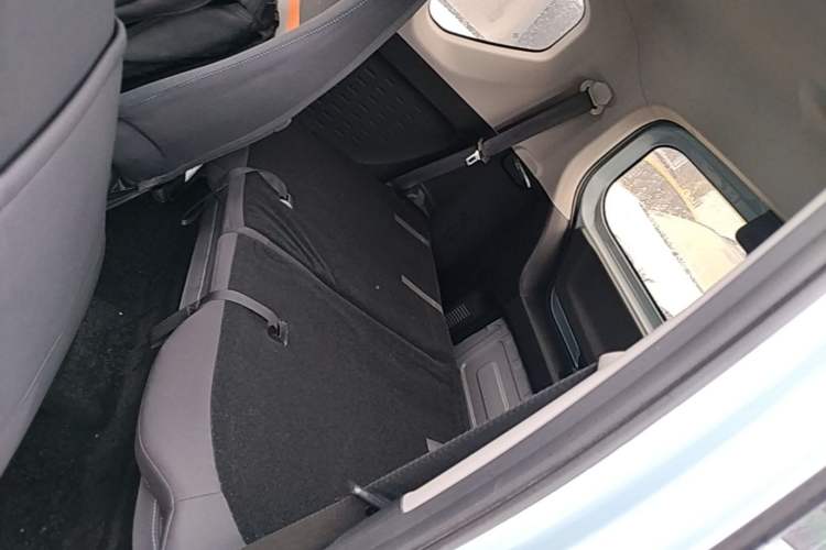 Used Wuling Hongguang MINIEV 2020 Freedom Version Lithium Iron Phosphate Left Rear Seat
