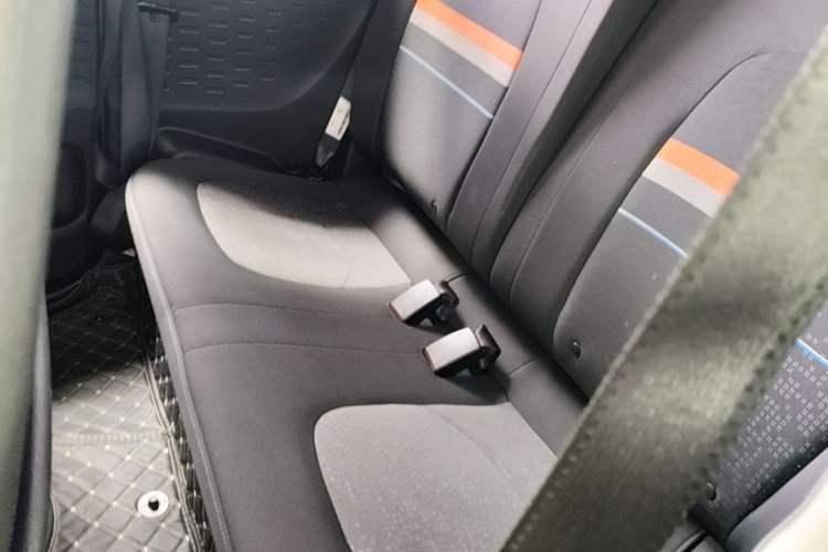 Used Wuling Hongguang MINIEV 2020 Zizai Version Lithium-NMC Left Rear Seat
