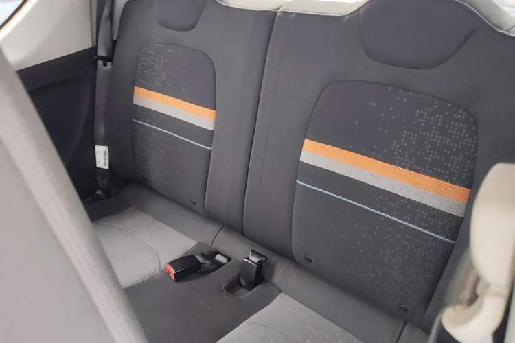 Used Wuling Hongguang MINIEV 2020 Freedom Version Lithium Iron Phosphate Left Rear Seat
